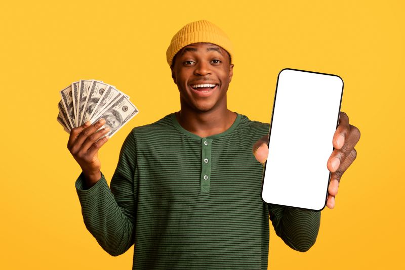 See how thousands of People are turning their Smartphone into Cash Creators
